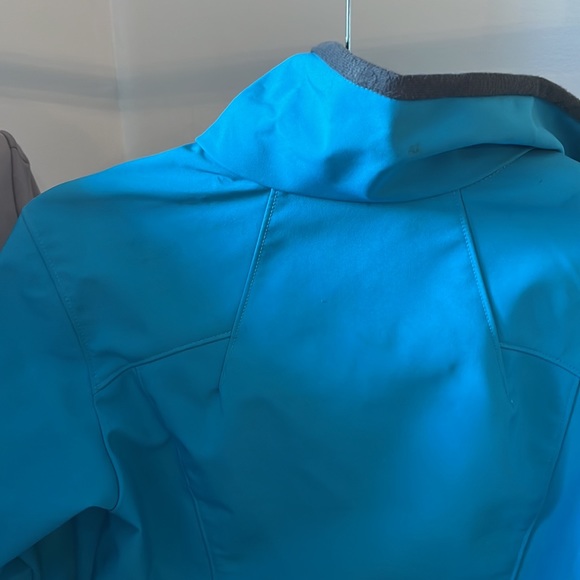 Colombia jacket- great fit/ good condition - Picture 7 of 8